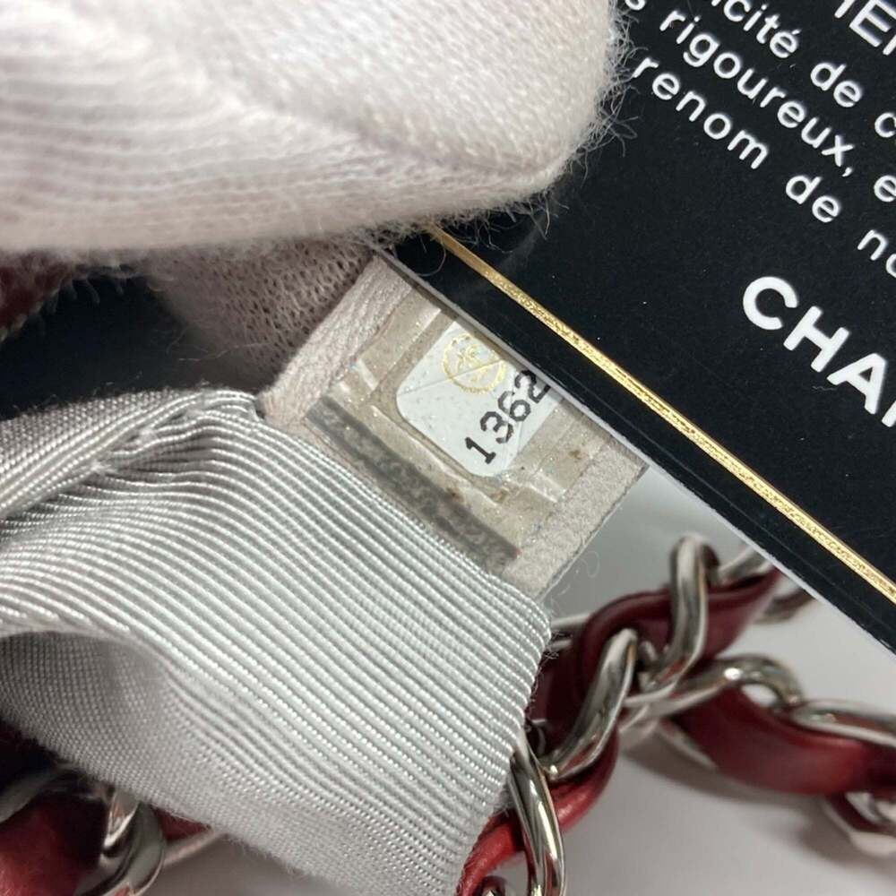 CHANEL Shoulder Bag - Picture 12 of 16